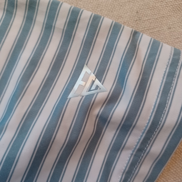 Maelreg Striped Light Blue Performance Golf Polo Men's Size Medium - Picture 3 of 8